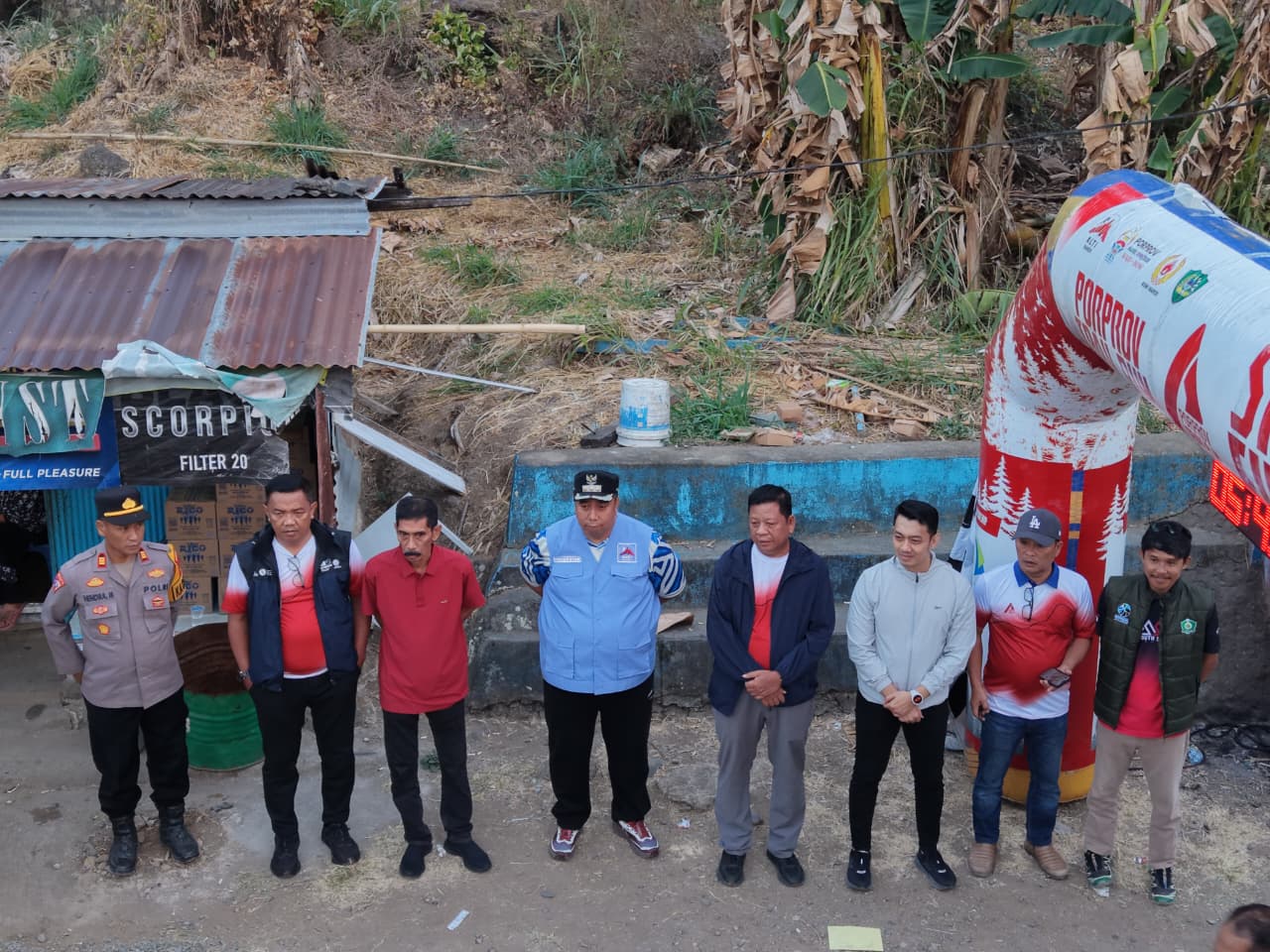 57 Pelater Tangguh Jajal Jalur Ekstrem Puncak Macconggi, Bupati Maros Lepas Porprov Trail Run Exhibition 2026.