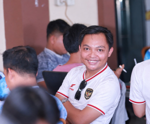 Ketua SAPMA Maros Prediksi Indonesia Menang Tipis atas Thailand, Berharap Rezky Eka Tampil di Final.